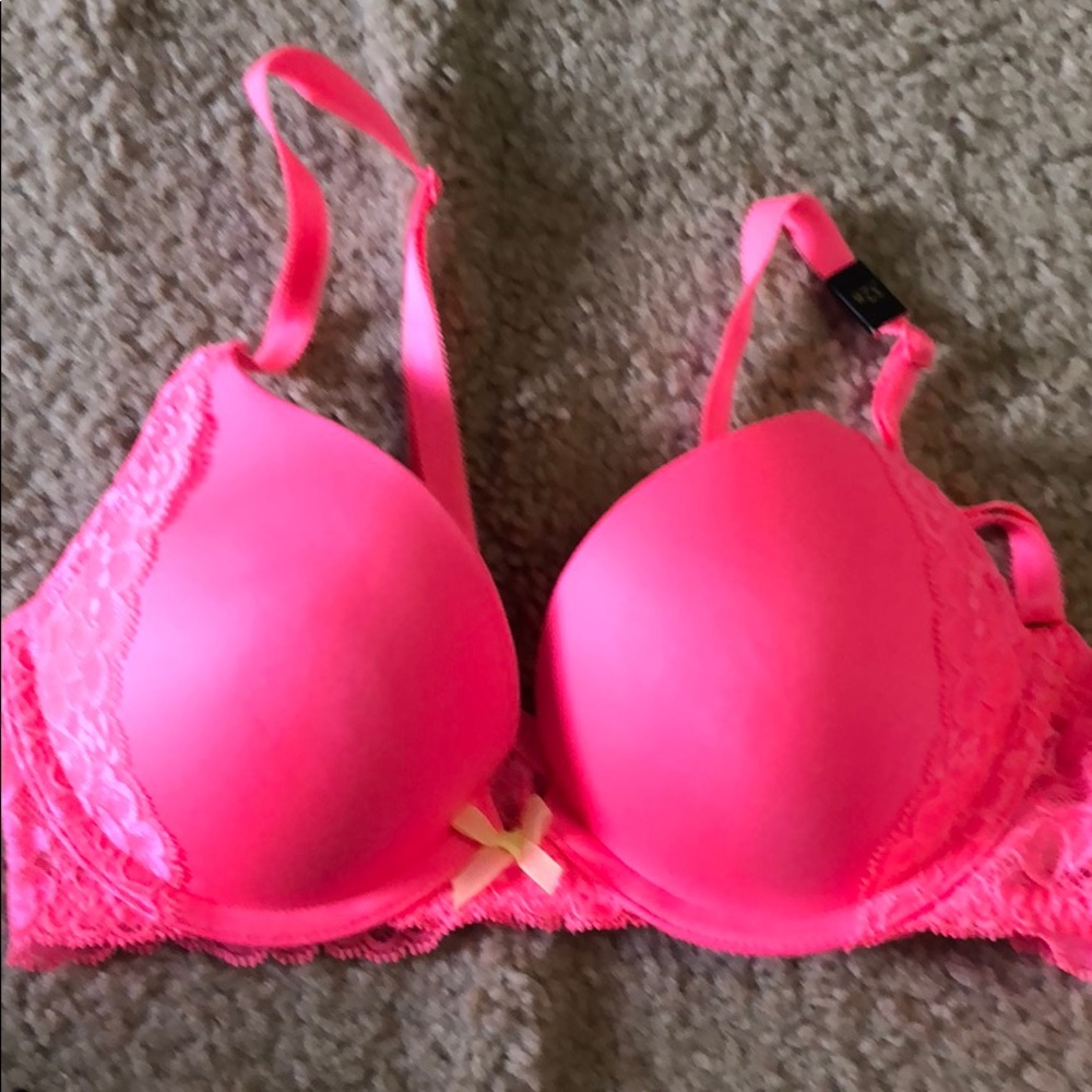 NWT Hot Pink Victorias Secret Dream Angels Push-Up